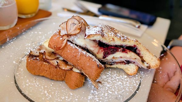 Toasted Gastrobrunch by null