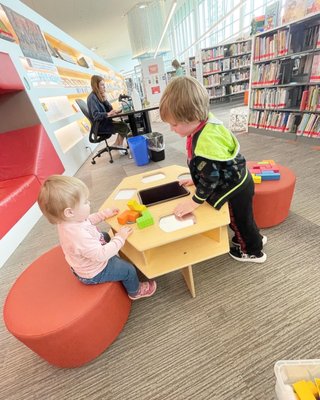 Northeast Library Raleigh NORTHEAST REGIONAL LIBRARY - Updated June 2026 - 108 Photos & 40 ...