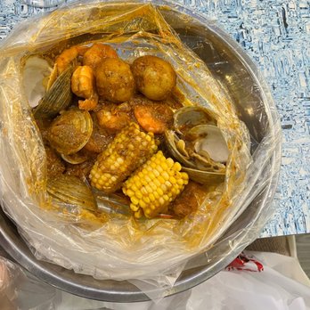 Ben's Crab Valley Stream - Boil bag with clams and shrimp and bens crab sauce spicy - Seafood Near Me - Valley Stream, New York