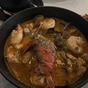 Honu Oceanside - Seafood Near Me - Lahaina, Hawaii