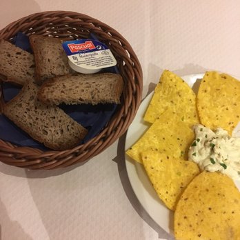 Artemisa - Pre-meal bread and snack - Vegetarian Near Me - Madrid, M