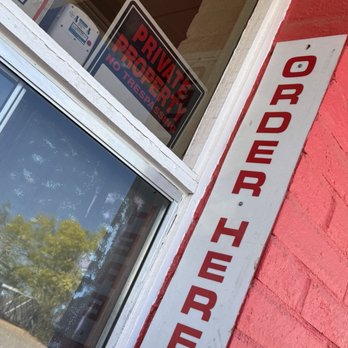 Alvernon Donut Shop - You can drive right up and then pull out and leave - Coffee & Tea Near Me - Tucson, Arizona