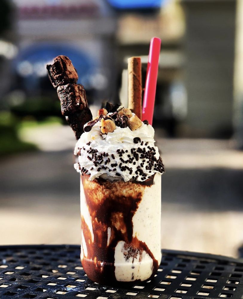 MAGGIEMOO’S ICE CREAM AND TREATERY 29 Photos & 36 Reviews 350 The