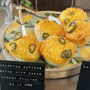 Lemon Gals - Jalapeño Cheddar Bread - Coffee & Tea Near Me - San Pablo, California