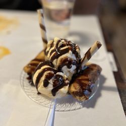 The Yabby Hut - Fried banana dessert