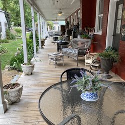 Abigail's Grape Leaf Bed & Breakfast