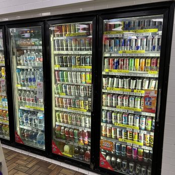 7-Eleven - Wide variety of cold drinks - Convenience Stores Near Me - Simi Valley, California 7-Eleven - Wide variety of cold drinks - Convenience Stores Near Me - Simi Valley, California