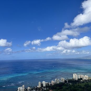 Diamond Head Lookout - Parks Near Me - Honolulu, Hawaii