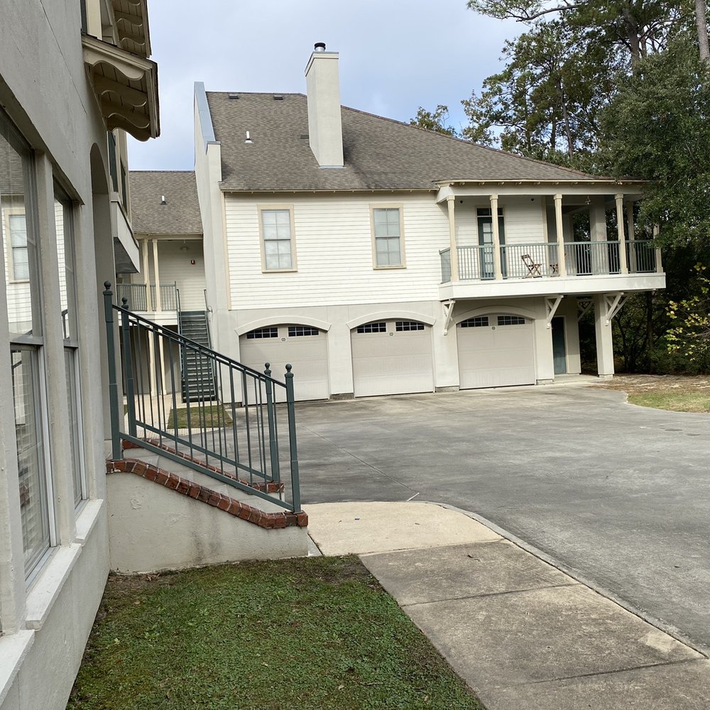 Chenier Apartments - Outside of apartments - Apartments Near Me - Mandeville, Louisiana Chenier Apartments - Outside of apartments - Apartments Near Me - Mandeville, Louisiana