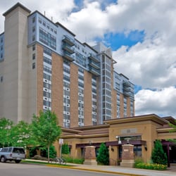 Capitol Lakes - Front entry