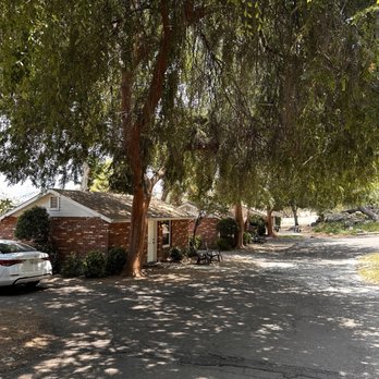Lazy J Ranch Motel - More cottages - Hotels Near Me - Three Rivers, California Lazy J Ranch Motel - More cottages - Hotels Near Me - Three Rivers, California
