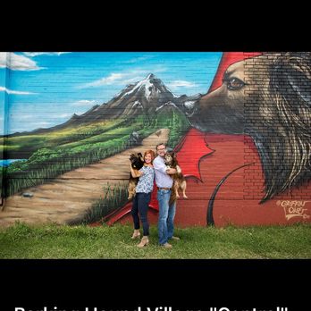 Barking Hound Village-Central - Owners Jeremy and Lisa love dogs. - Pet Boarding Near Me - Dallas, Texas