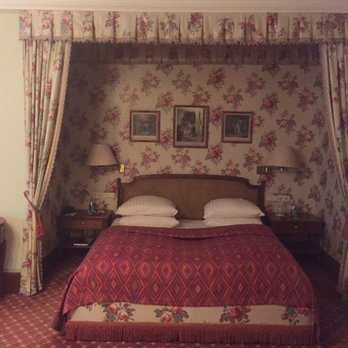Schlosshotel Kronberg - Hotels Near Me - Kronberg, HE