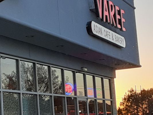 Varee Asian Cafe & Bakery by null