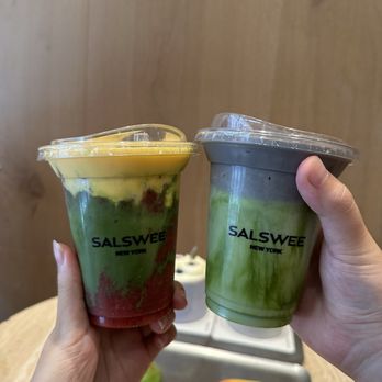 Salswee - Traffic Lights Black Sesame Latte (sub matcha) - Bakeries Near Me - New York, New York Salswee - Traffic Lights Black Sesame Latte (sub matcha) - Bakeries Near Me - New York, New York