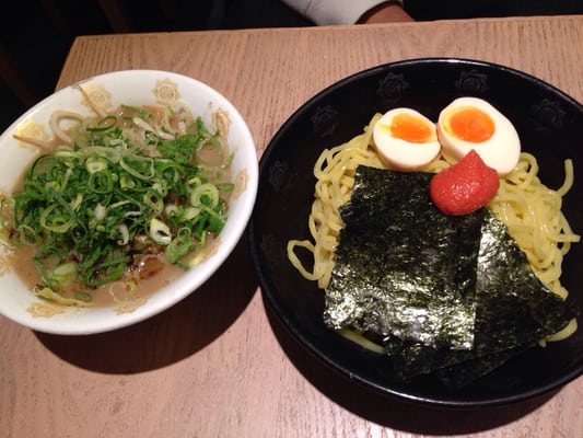 Tokyo Ramen Street by null