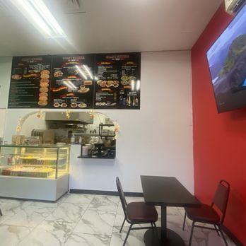 Giant Pizza - Inside the restaurant - Pizza Near Me - San Diego, California Giant Pizza - Inside the restaurant - Pizza Near Me - San Diego, California
