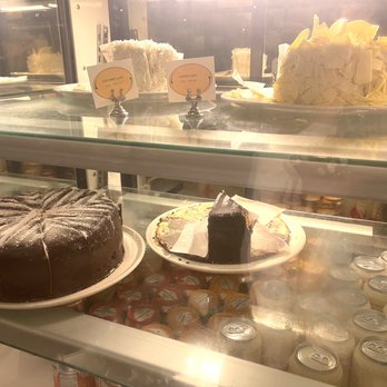 Marketplace Café at Nordstrom - Cakes - New American Near Me - Arcadia, California