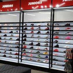 Shoe Palace