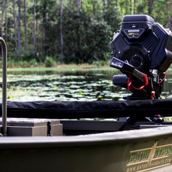 Fast Duck Motors - Gator Trax 1754 with a Gator Tail 40EFI
