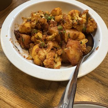 Base Camp - aloo cauliflower - Himalayan/Nepalese Near Me - San Francisco, California