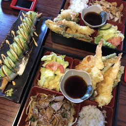 Beef Teriyaki Bento Box / Chicken Teriyaki Bento Box / Green Dragon Roll