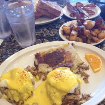 Ball Square Cafe - Eggs Benedict yuuummmm - Breakfast & Brunch Near Me - Somerville, Massachusetts
