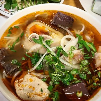 Huong Giang Restaurant - Vietnamese Near Me - Westminster, California