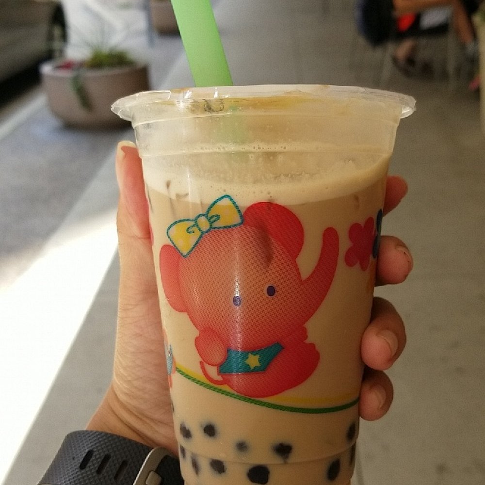 Black milk tea boba