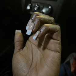 Diamond Nail Bar
