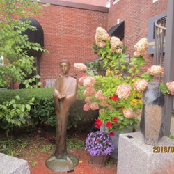 Harbor Square Gallery