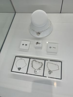 Tiffany & Co. by null