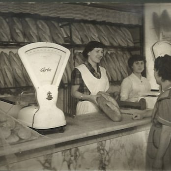 El Forn de la Cantonada - la iaia - Bakeries Near Me - Barcelona, B El Forn de la Cantonada - la iaia - Bakeries Near Me - Barcelona, B