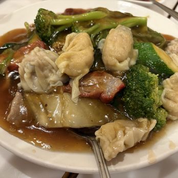 Mini Garden Orient Cuisine - Soft Won ton noodles - Cantonese Near Me - Honolulu, Hawaii