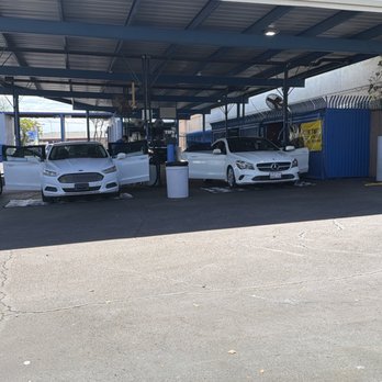 Greenway Car Wash - Full service hand car wash. - Car Wash Near Me - Phoenix, Arizona Greenway Car Wash - Full service hand car wash. - Car Wash Near Me - Phoenix, Arizona