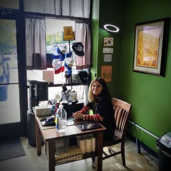 Buck's Barber Shop - Friendly and family run - Barbers Near Me - Noblesville, Indiana