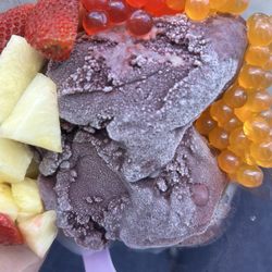 Menchie's Frozen Yogurt - Smoothie Tropicalicious Bowl