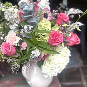 Twisted Twigs Florals - Florists Near Me Twisted Twigs Florals - Florists Near Me