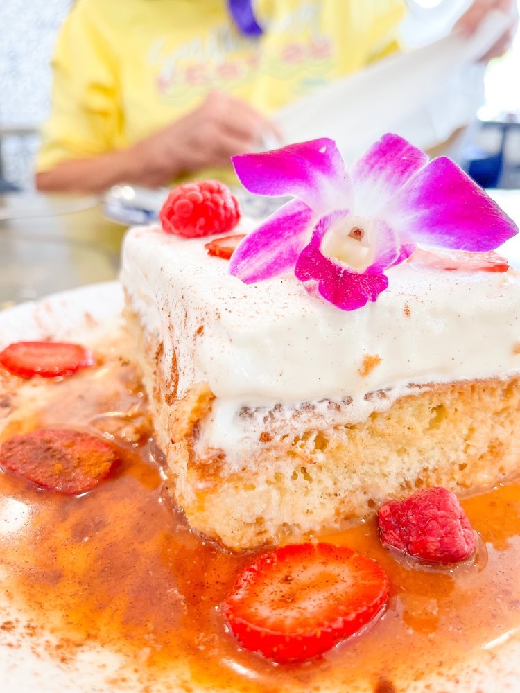 Los Azulejos Restaurant
