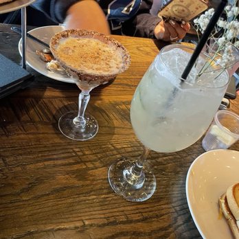 Pour Behavior - New American Near Me - Houston, Texas Pour Behavior - New American Near Me - Houston, Texas