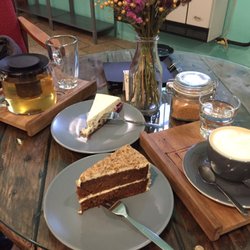 Canall - coffee, boutique, vintage