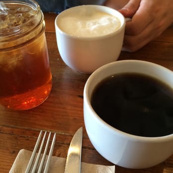 Humble Bee - Beverages - Breakfast & Brunch Near Me - Northridge, California Humble Bee - Beverages - Breakfast & Brunch Near Me - Northridge, California