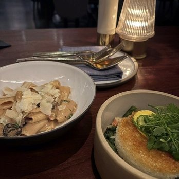 Arlo Grey by Kristen Kish - Crispy Rice, rigatoni - New American Near Me - Austin, Texas Arlo Grey by Kristen Kish - Crispy Rice, rigatoni - New American Near Me - Austin, Texas