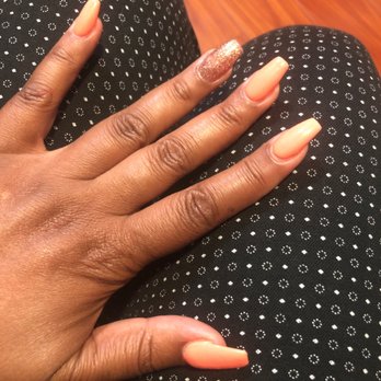 Hello Nails & Spa - Love my nails Tammie did a great job - Nail Salons Near Me - Fontana, California