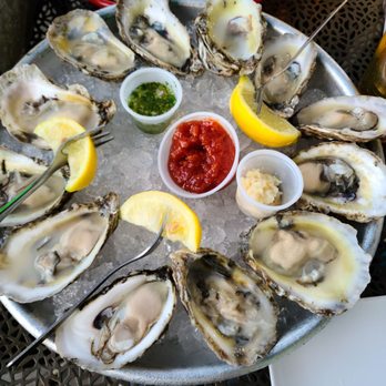 Crabby's Oyster Bar - Sebastion oysters - Seafood Near Me - Jensen Beach, Florida Crabby's Oyster Bar - Sebastion oysters - Seafood Near Me - Jensen Beach, Florida