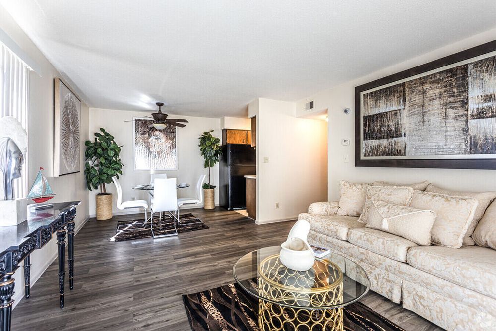 CROWN POINT APARTMENTS Updated June 2024 3711 SW Park South Ct