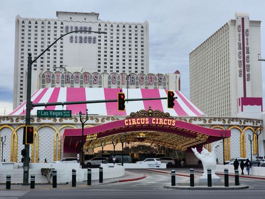 Circus Circus Hotel and Casino by null