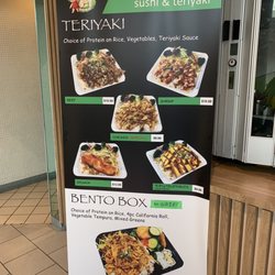 Lonch Sushi & Teriyaki - signage