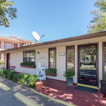 Econo Lodge - Hotels Near Me - Mountain View, Arkansas Econo Lodge - Hotels Near Me - Mountain View, Arkansas
