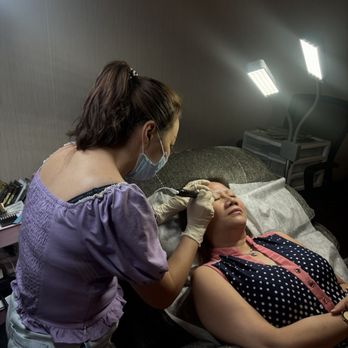 Luxe Lashes Spa - Comfortable lounge chair for us to relax while she works her magic - Eyelash Service Near Me - Las Vegas, Nevada Luxe Lashes Spa - Comfortable lounge chair for us to relax while she works her magic - Eyelash Service Near Me - Las Vegas, Nevada